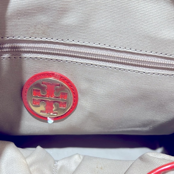 Tory Burch Unique Canvas Tote Back Customized with Free Autism Bracelet & Nails - Picture 13 of 17